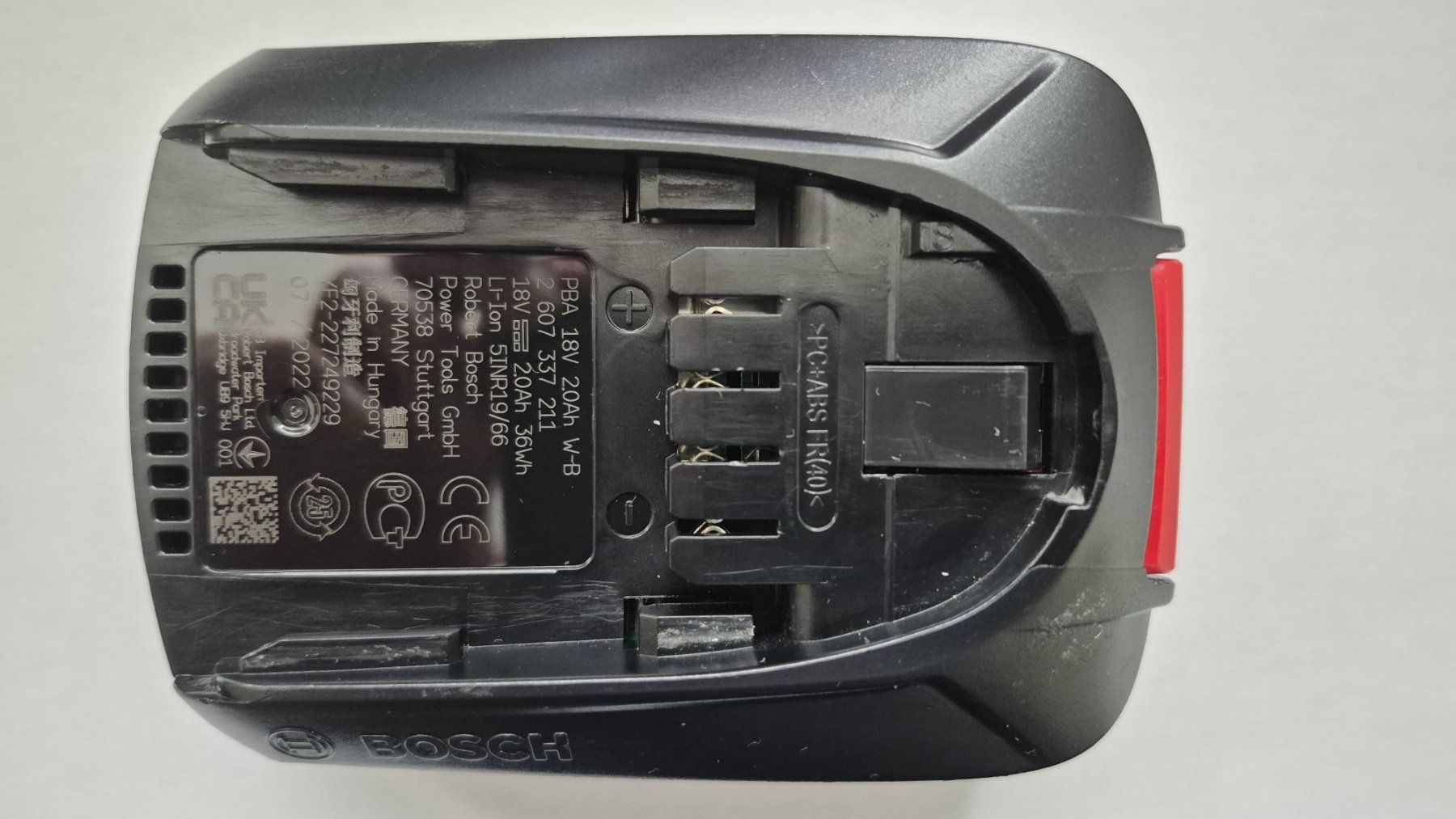 Bosch Caricatori & Batterie: Akku Bosch mit Ladegerät – Usato da Männedorf venduto da HaBa49
