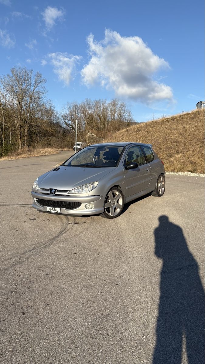 Peugeot Automobili: 206 RC 177 – Usato da Moutier venduto da Saxoseizesoupapes
