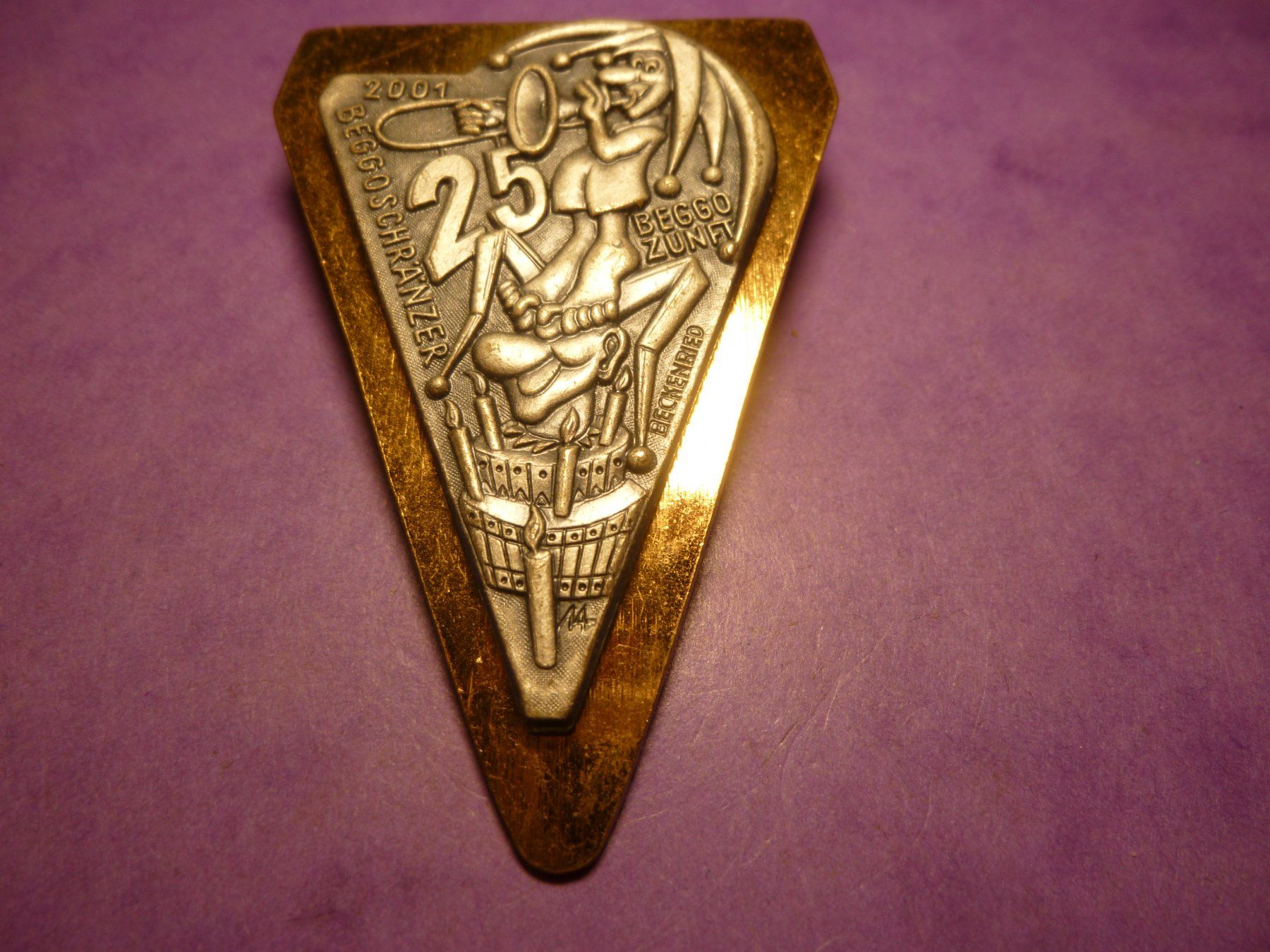 Placchette & Badge: BECKENRIED 2001 GOLD – Usato da Ried (Muotathal) venduto da Mandarin02