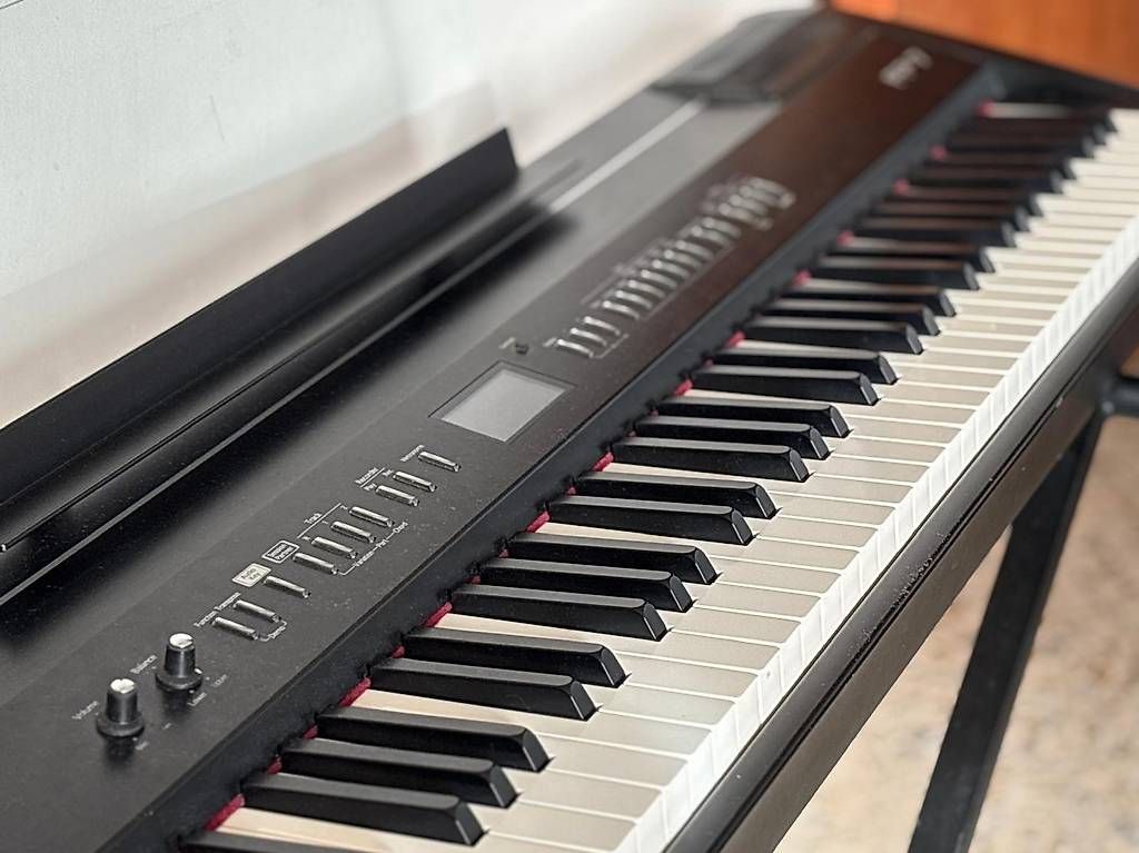 Roland Strumenti musicali: Piano Roland FP-7 – Usato da Curio venduto da FranzBrax 1