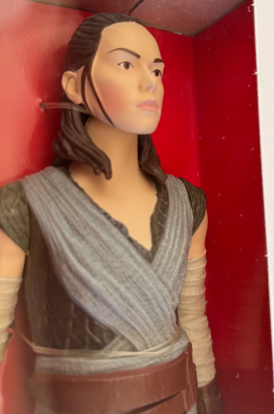Star Wars Statuette: Star Wars Rey Jedi OVP! – Nuovo e nell'imballaggio originale da Grüt (Gossau ZH) venduto da BOOOTSY 3