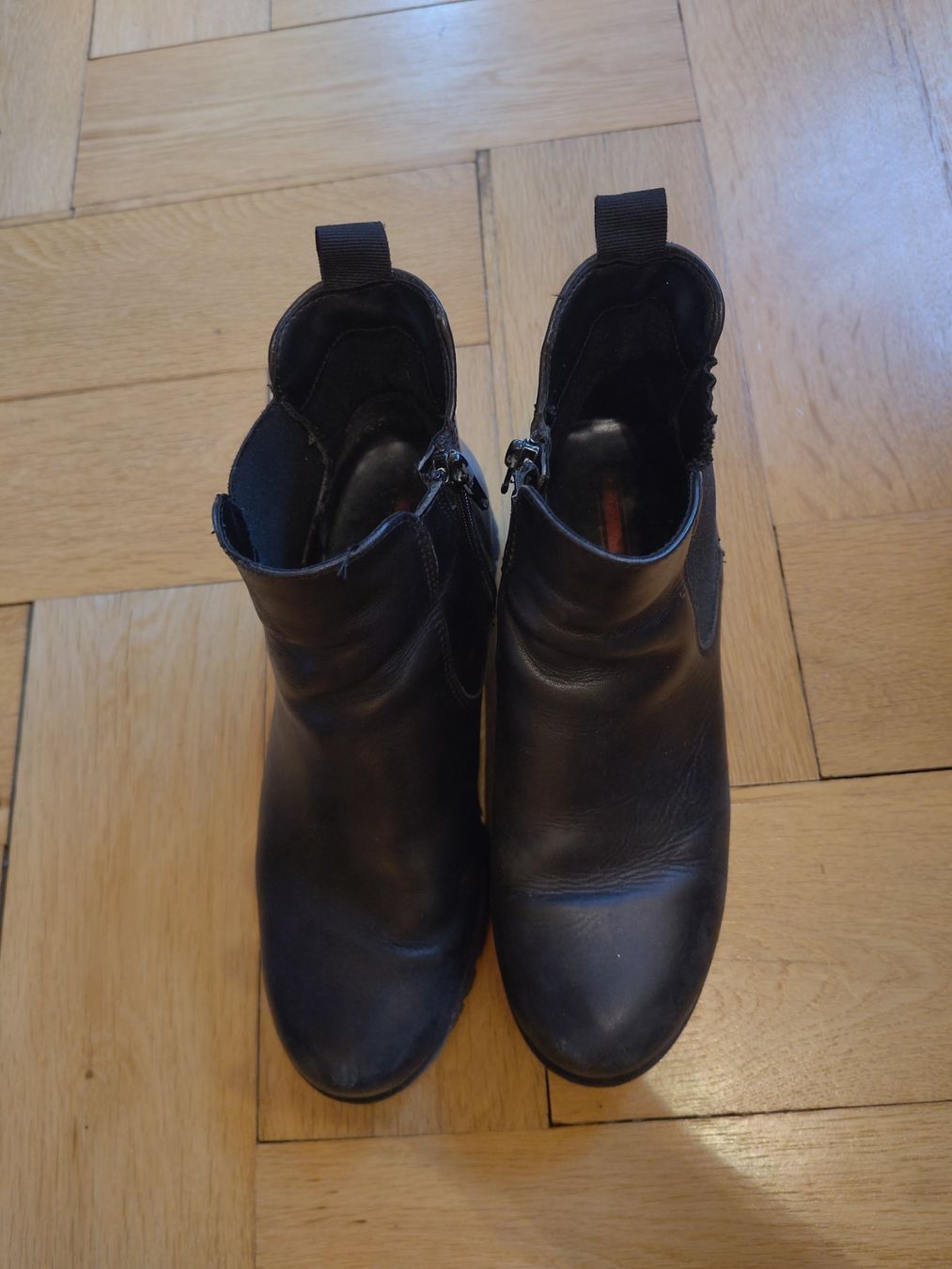 Damenschuhe: Stiefeletten – Gebraucht aus Bern von Linii 1