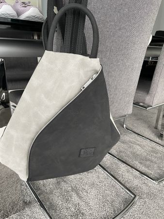 Damen Cityrucksack NEU