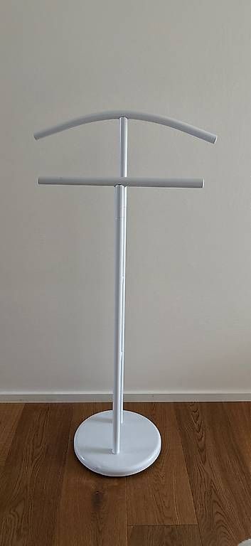 Garderobe: Kleiderständer weiss – Gebraucht aus Lauerz von AnjaCarina01 1