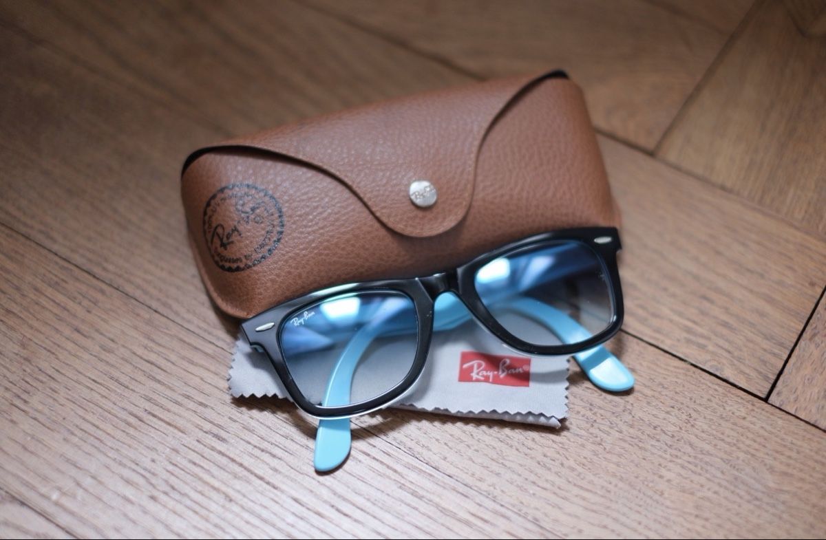 Ray-Ban Brillen & Gläser: Ray-Ban Wayfarer Brille schwarz hellblau – Gebraucht aus Bern von mel_ko