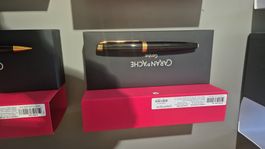 Füllfederhalter Caran d'Ache Leman Schwarz Gold medium