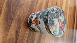 Dekorative Vintage Blechdose mit Jagdmotiv