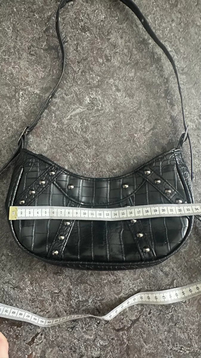 Shein Borse da donna: schwarze Tasche  – Usato da uerikon venduto da SITRRY4 3