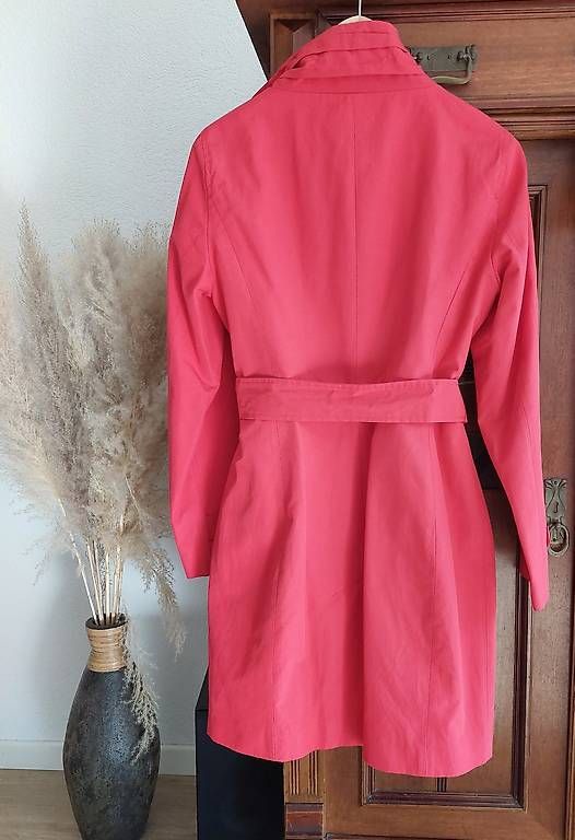 Cappotti: Mantel Damen Intrend Max Mara rot 36 38 – Usato da Zürich venduto da Julia0123 4
