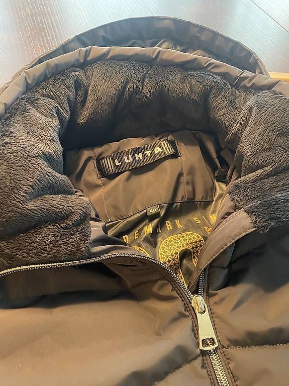 Giacche: Skijacke Damen Luhta Grösse 40 – Usato da Winterthur venduto da Romi 1
