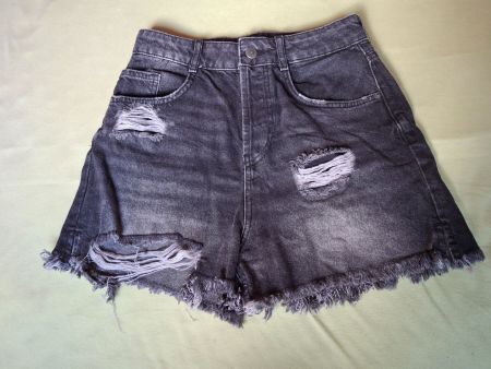Short jeans noir taille 36 100% coton marque Zara