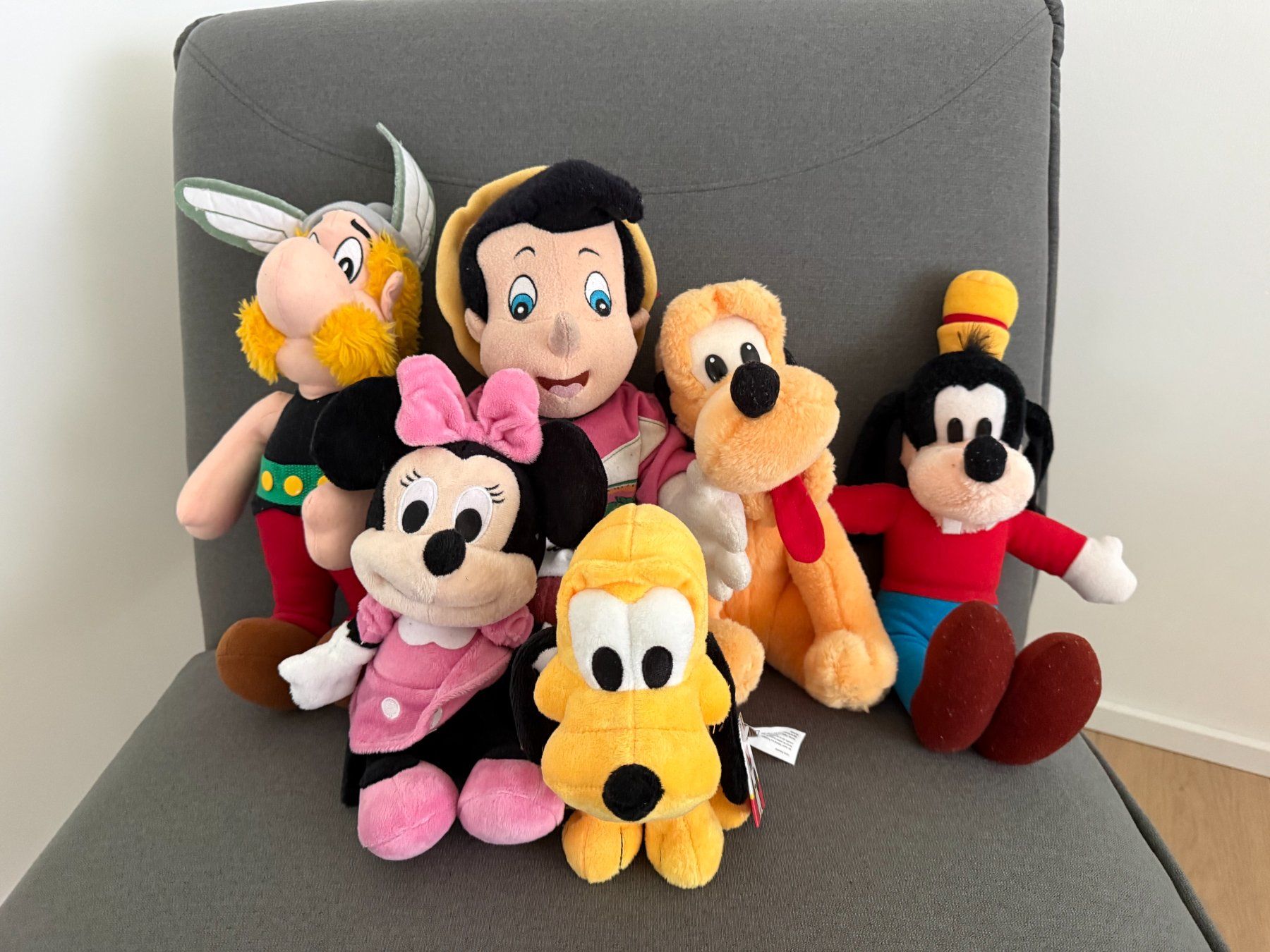 Disney Giocattoli: 6 Plüschtiere in gutem Zustand – Usato da Rothenburg venduto da Patri00