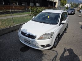 ford focus 1.6 frisch mfk 190000km