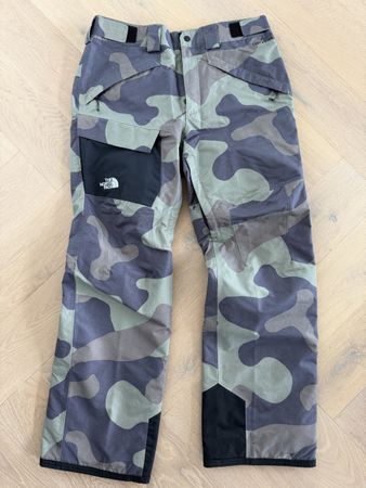 North Face Freedom Insulated Ski Pants - Size M