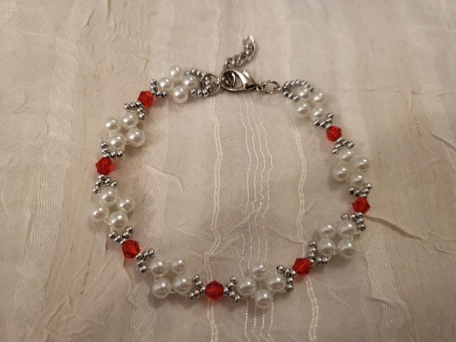 Bracciali & Braccialetti: Handgemachte Armkette aus Glasperlen – Nuovo e nell'imballaggio originale da Dietikon venduto da Eleda