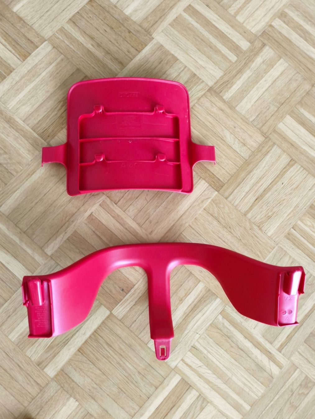 Stokke Hochstühle: Stokke Tripp Trapp Baby Set rot – Gebraucht aus Sursee von lou19 1