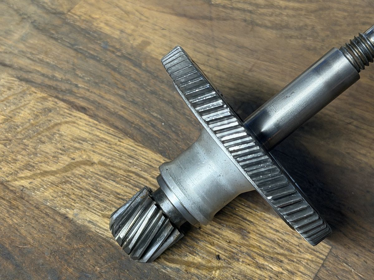 Puch Parti ricambio per ciclomotori: Vorgelegewelle Puch Za50 original – Usato da Bolken venduto da si.x.las 1