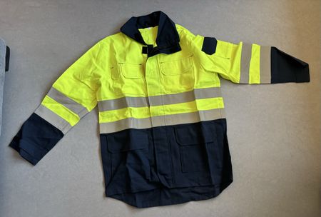 Neue, ungetragene Warnschutz Jacke, Grösse L, Top Zustand