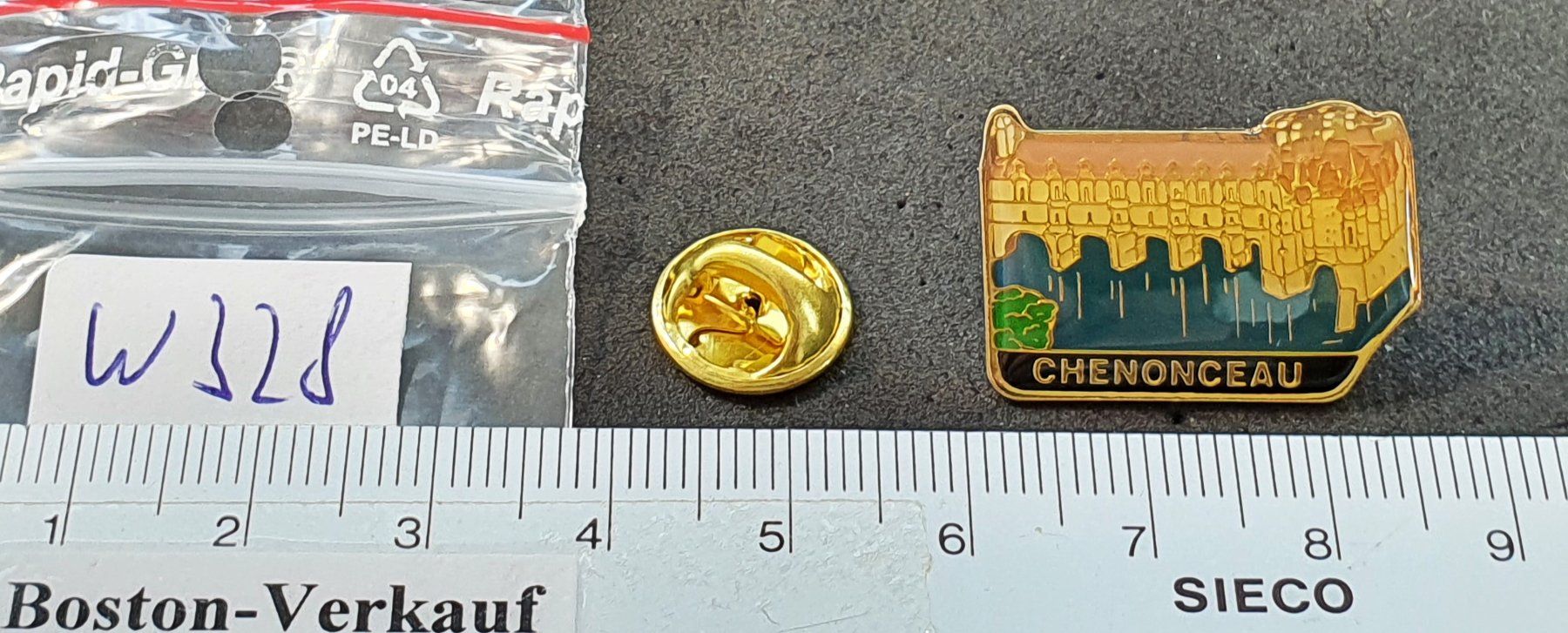 Placchette & Badge: W328 - Pin Schloss Chenonceau – Usato da Reinach BL venduto da Boston-Verkauf 1