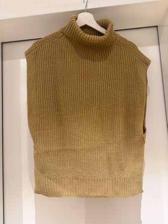Strickweste beige mit Rollkragen