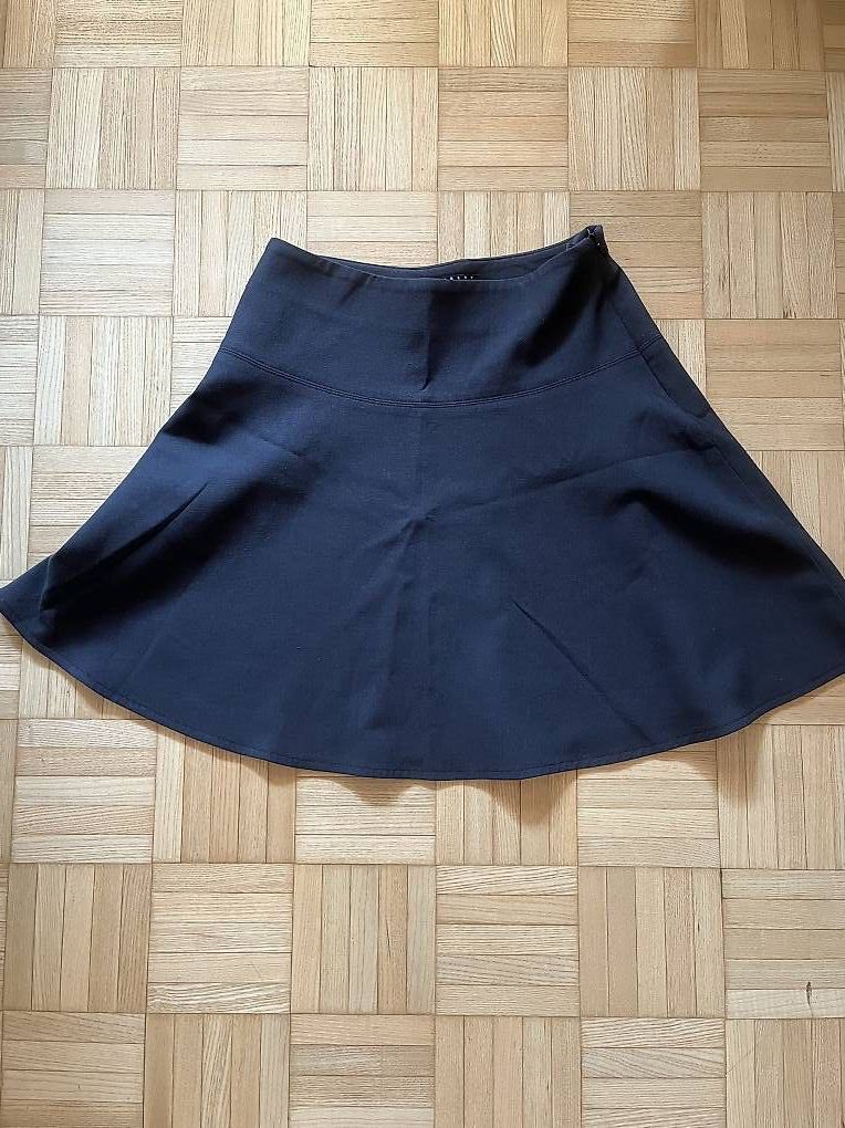 Gonne: Sisley Mini Rock, schwarz, Grösse 32 – Usato da Zürich venduto da rit_g825