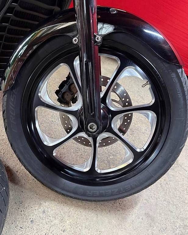 Pneus & Roues: Roue custom Indian  – D'occasion à Bernex par timtimkodak