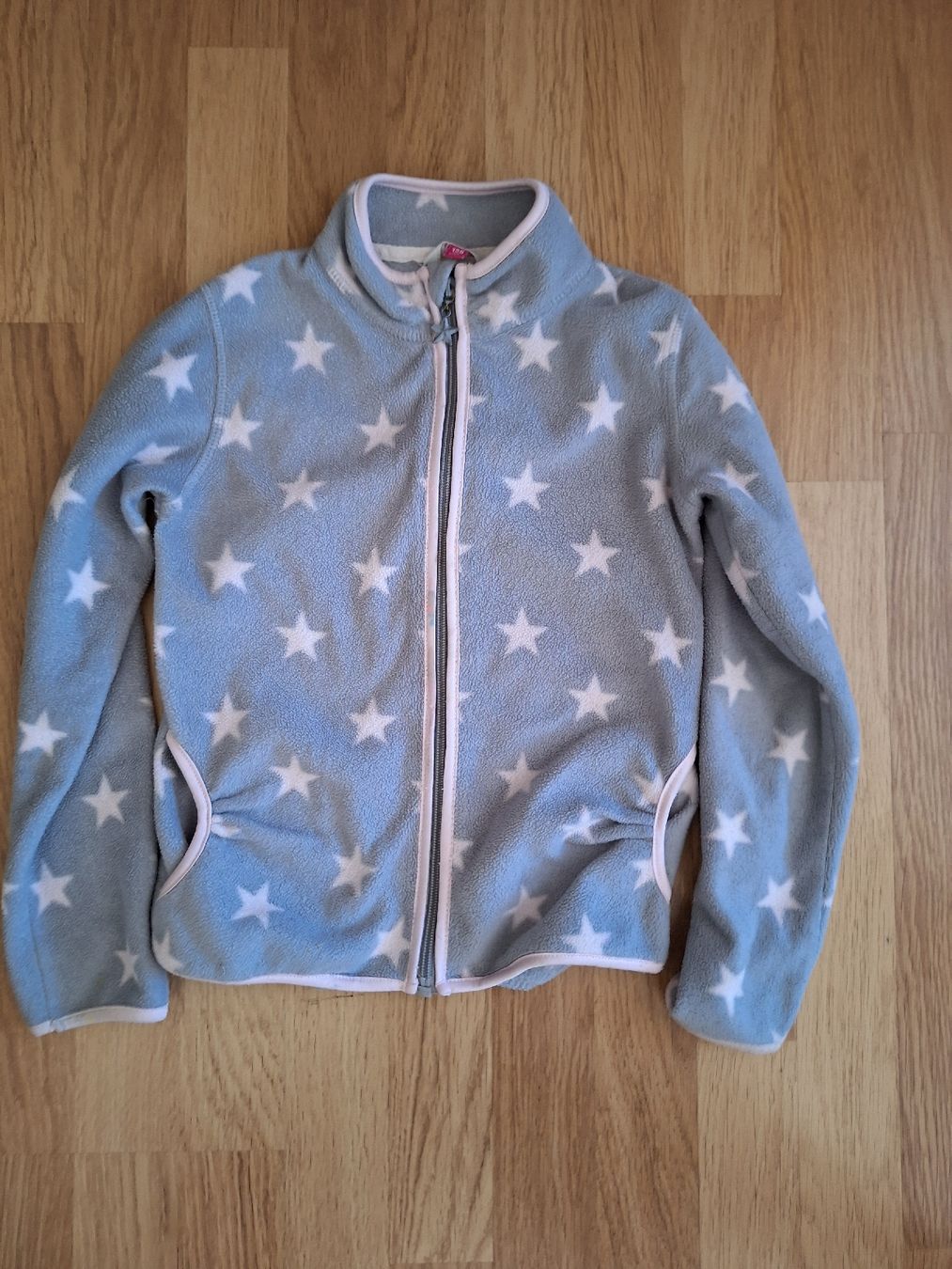 Giacche & Cappotti: Fleecejacke Sternen-Muster Gr. 128 – Usato da Stettlen venduto da CySpocy