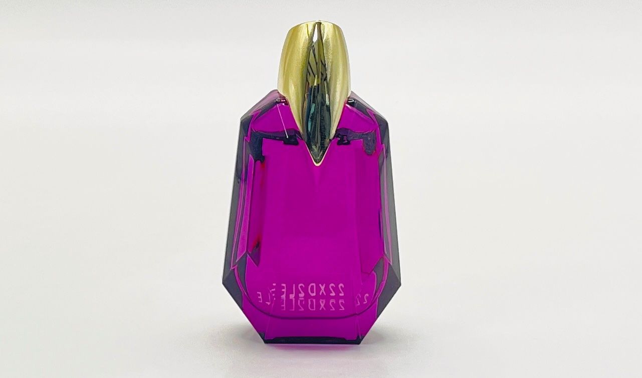 Mugler Parfum & Eau de Toilette: Miniature Thierry Mugler Alien Hypersense Eau de Parfum 6 ml – Gebraucht aus Fully von  5