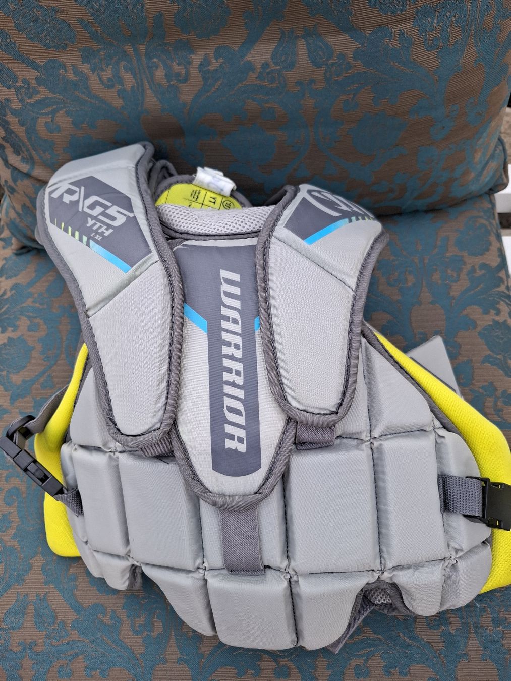 Protezioni & Imbottiture: Warrior RGS Goalie Chest Protector YTH L-XL – Usato da Herzogenbuchsee venduto da MGA_SRM 3