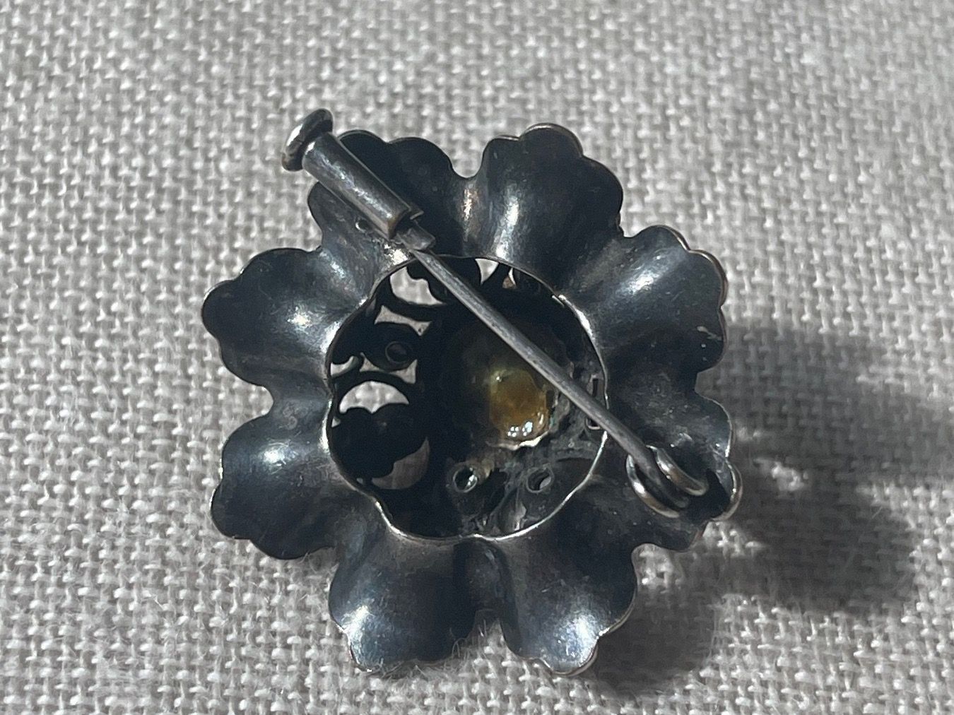 Broschen & Nadeln: Antik Brosche mit Strasssteinchen ✨ – Gebraucht aus Brütten von Rod816 3