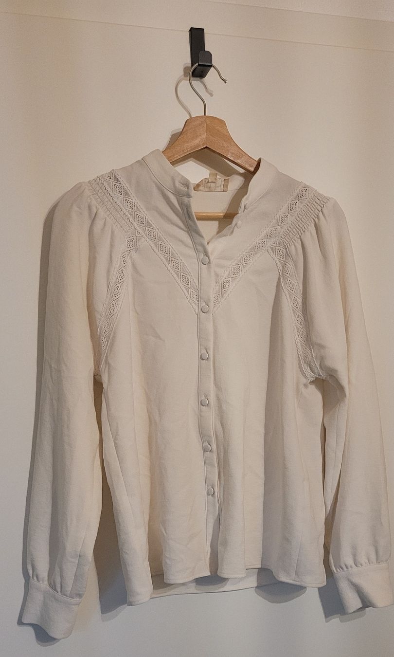 Sezane Camicette: Blouse blanche Sézane 💫🌺 – Nuovo (secondo la descrizione) da Gletterens venduto da cerise-x05