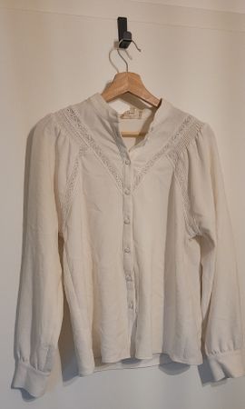 Blouse blanche Sézane 💫🌺
