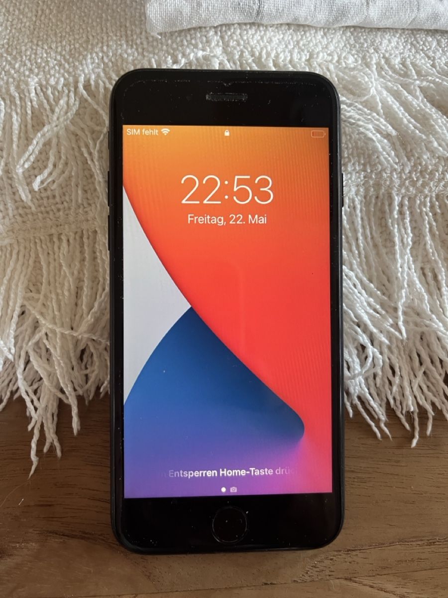 Apple Telefoni cellulari / Smartphones: Apple iPhone 7, 128GB, Schwarz – Usato da Biel-Benken BL venduto da vomfluss