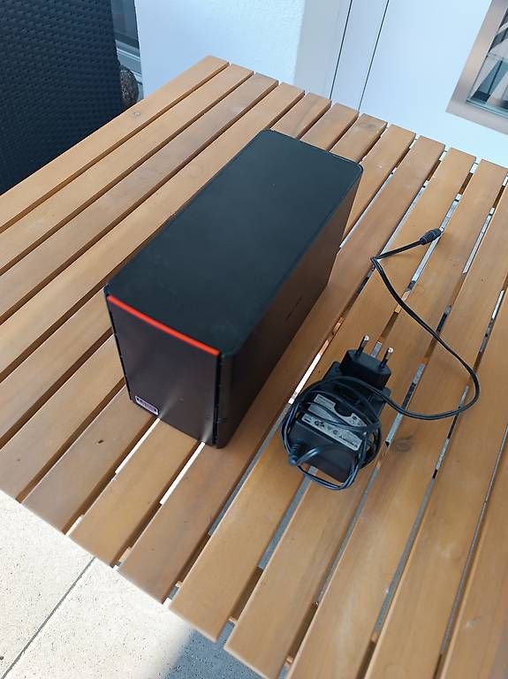 Buffalo Server: Buffalo Linkstation NAS LS520DE – Usato da Bettwiesen venduto da Wanda003