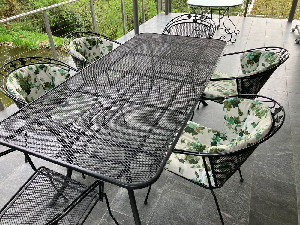 Outsunny 6-teiliges Gartentisch-Set – Mit 4 Klappstühlen, Sonnenschirm & Glastisch, Grau, Für Terrasse & Garten