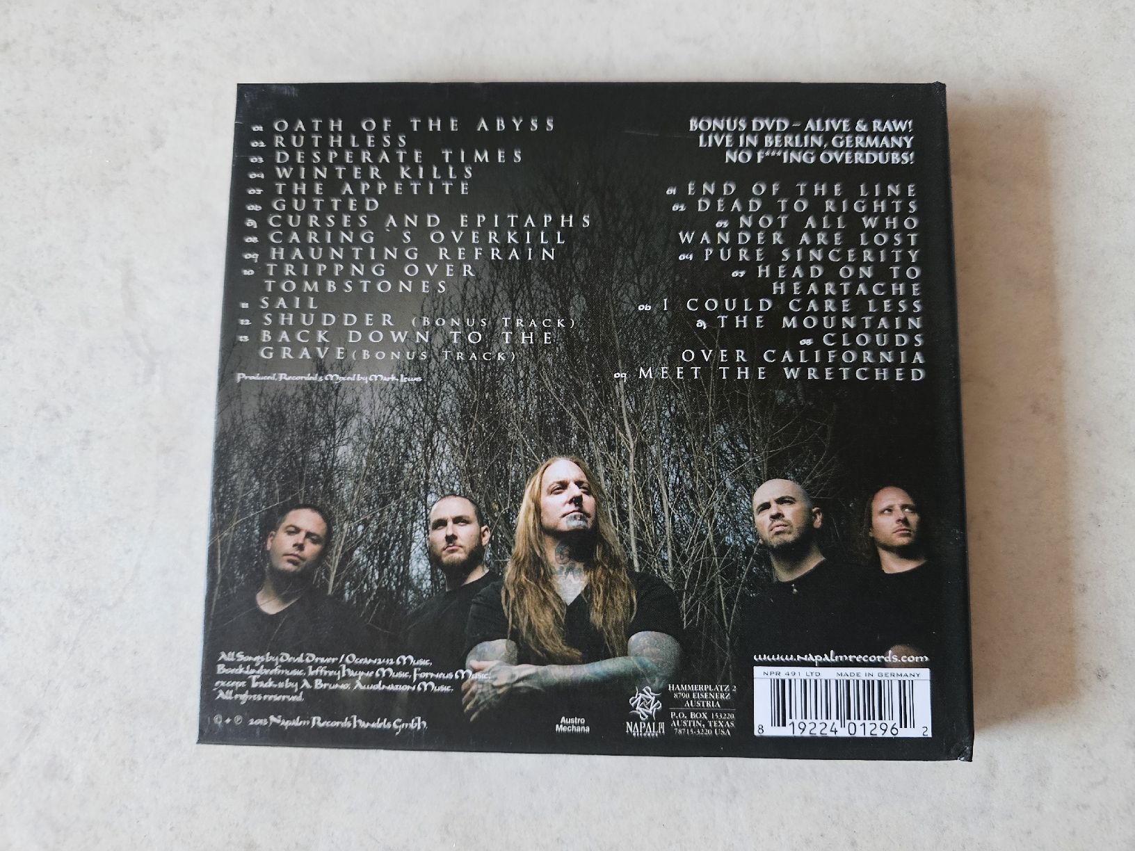 CD: Devildriver  -  Winter Kills  /  CD + DVD – Usato da Schneisingen venduto da backstore24 1