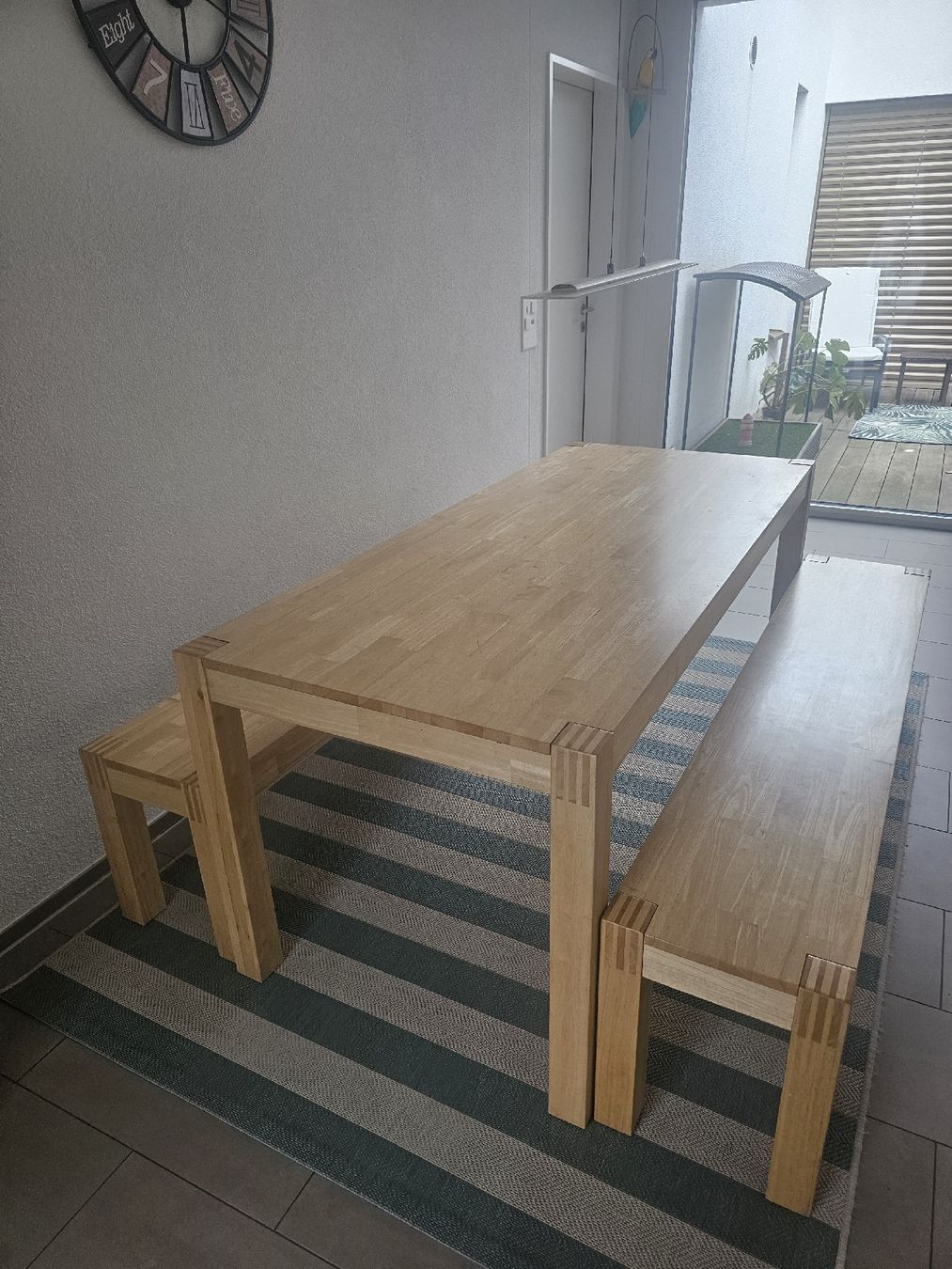 Ikea Tavoli: Ikea Nordby Dining table + benches – Usato da Kloten venduto da amy_m8r5