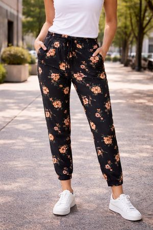 Damen Hose Gr 40 M Blumen Schwarz rosen bequem 4000 romantik