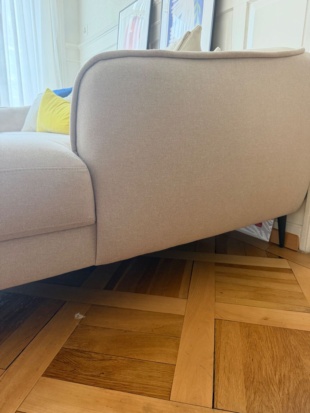 Livique Sofas: Ecksofa beige Stoff gute Form – Gebraucht aus Zürich von jil_mhx9 2