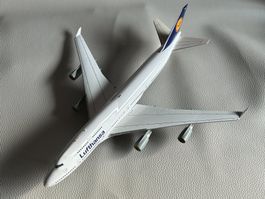 Herpa Lufthansa Modell Edition – Boeing 747-400 "Bonn"