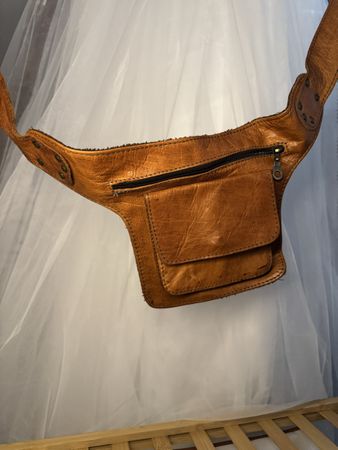 Gürteltasche aus Echtleder braun Goa