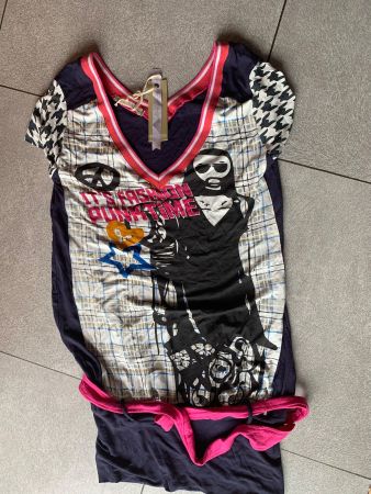 T shirt longue avec ceinture gr. M - NEU