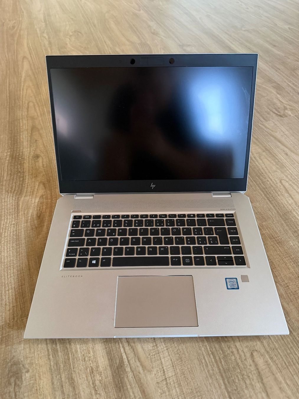 Hewlett Packard Notebook: HP Elitebook 1050 G1 – Usato da Oberbalm venduto da gtax11