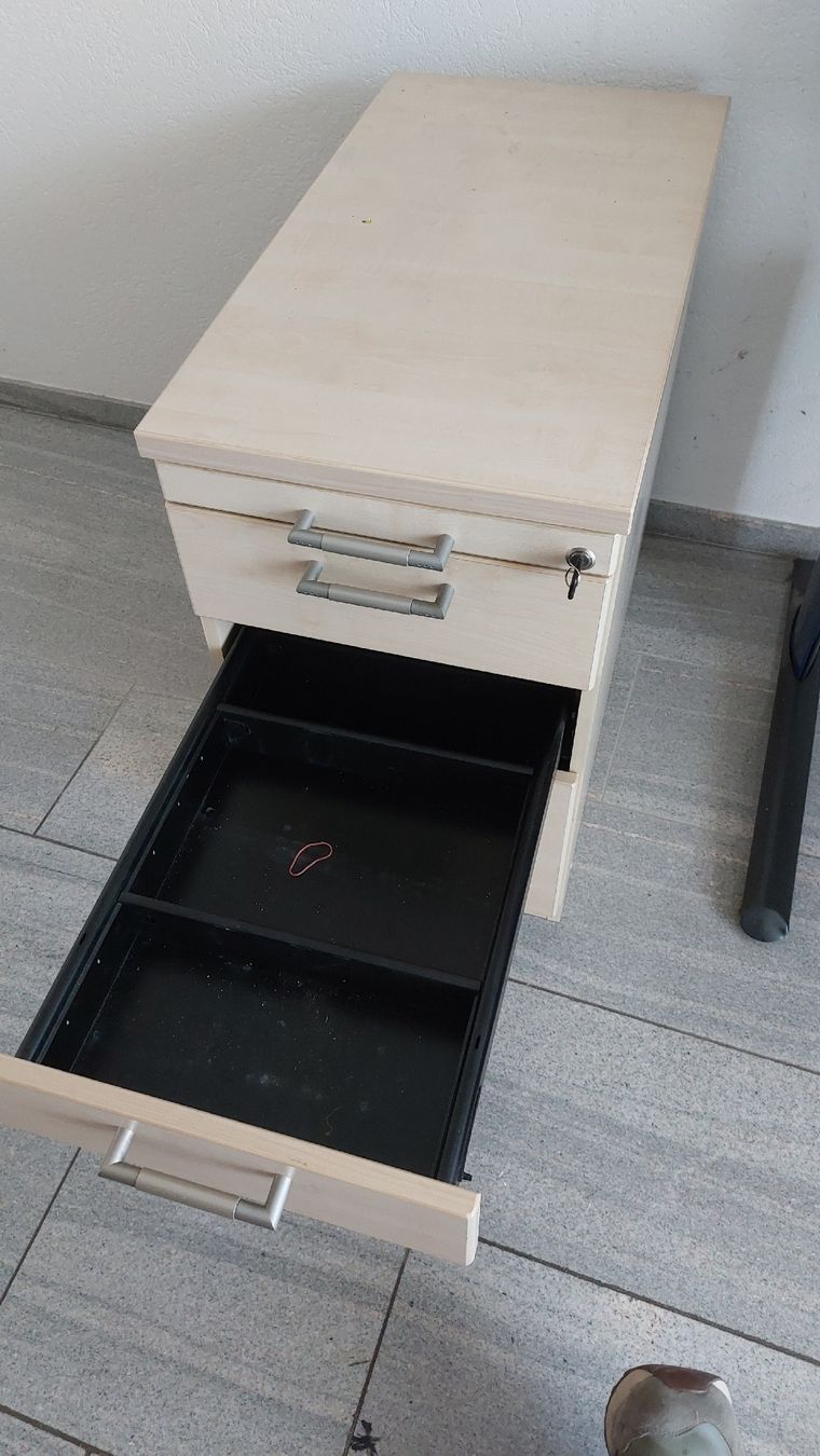 Cassettiere: Schubladenkorpus abschliessbar – Usato da Baar venduto da max_vj55 1