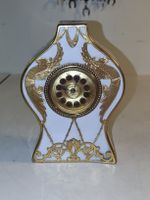 Tischuhr, Vintage - Goldverziert & Sammlerstück. (nov426)