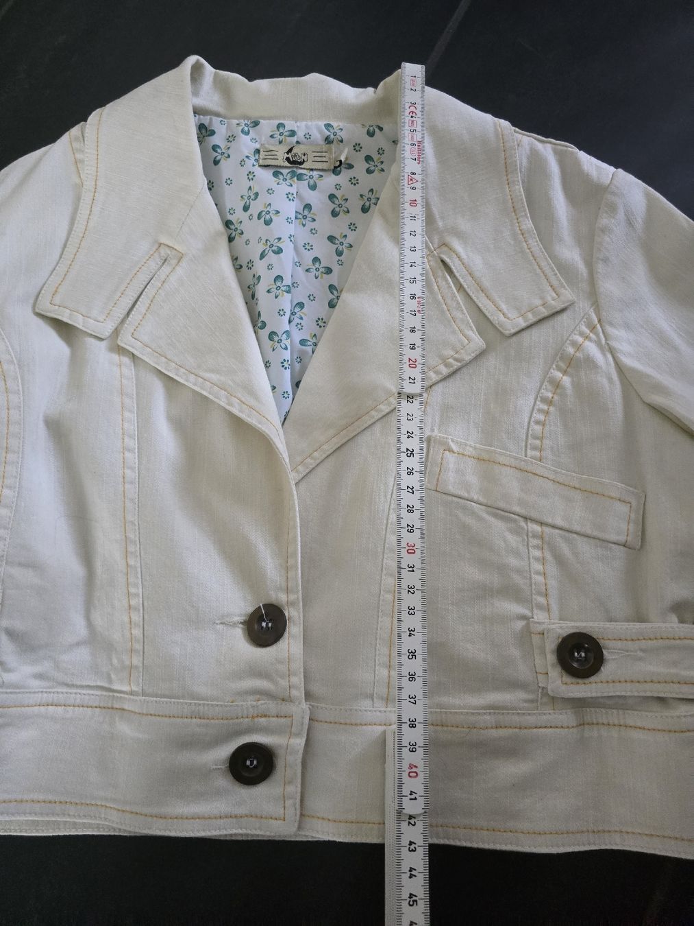 Jacken: Kurzjacke Damen beige Grösse M-L – Gebraucht aus Unterentfelden von Panda-87 2