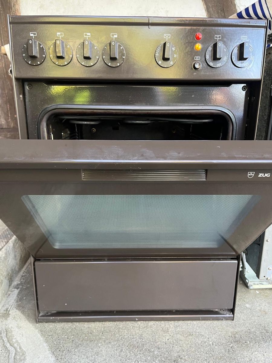 V-Zug Forni: Backofen Zug Combair S – Usato da Ittigen venduto da marie_001 1