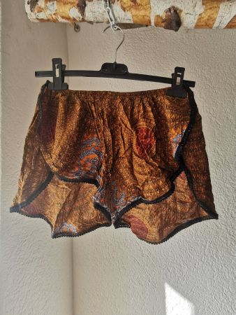 Sommer Shorts mit speziellem Muster Orientalisch Braun - S
