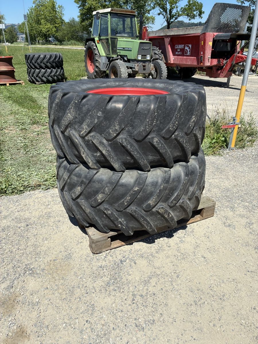 Fendt Tracteurs: Fendt Radsatz (Michelin ) – D'occasion à Lanzenhäusern par motor01 4