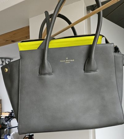 Handtasche "Pauls Boutique London" top
